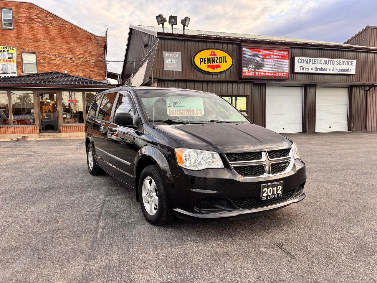 2012 Dodge Grand Caravan GREAT BUY!, DUAL CLIMATE! COMES SAFETY CERTIFIED!