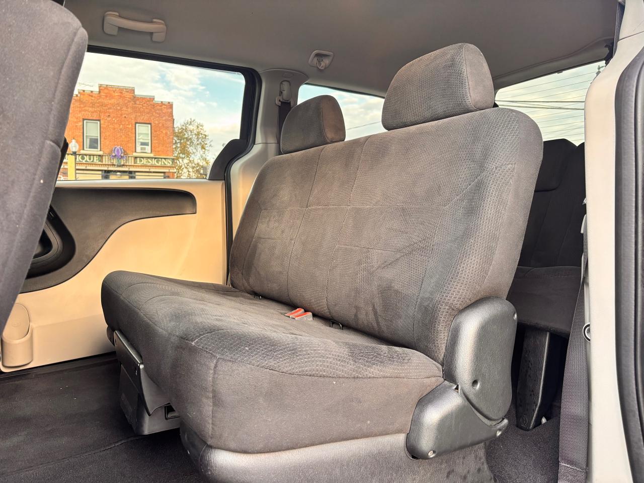 2012 Dodge Grand Caravan GREAT BUY!, DUAL CLIMATE! COMES SAFETY CERTIFIED!