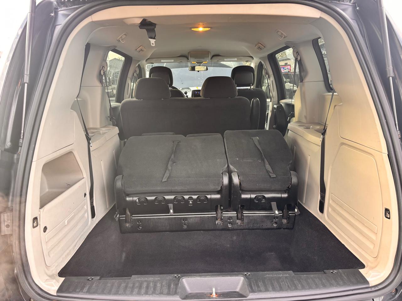 2012 Dodge Grand Caravan GREAT BUY!, DUAL CLIMATE! COMES SAFETY CERTIFIED!