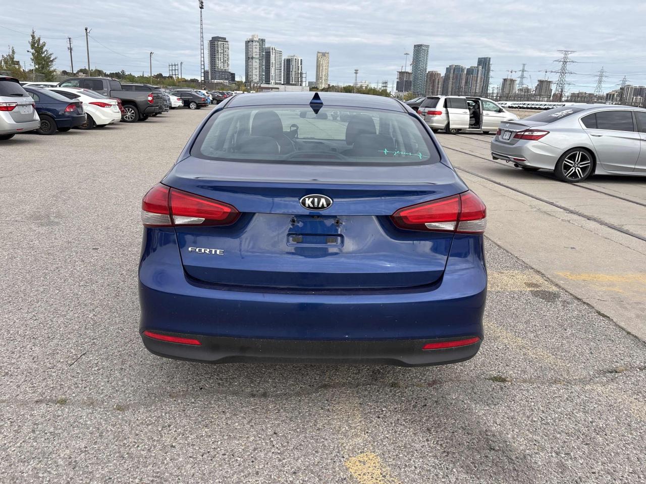 2018 Kia Forte LX | Auto | CarPlay | Bluetooth | Alloys & More! Photo16