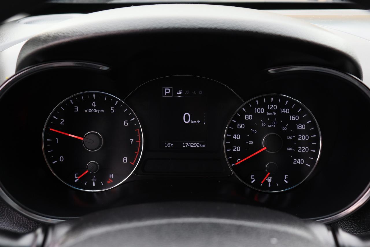 2018 Kia Forte LX | Auto | CarPlay | Bluetooth | Alloys & More! Photo