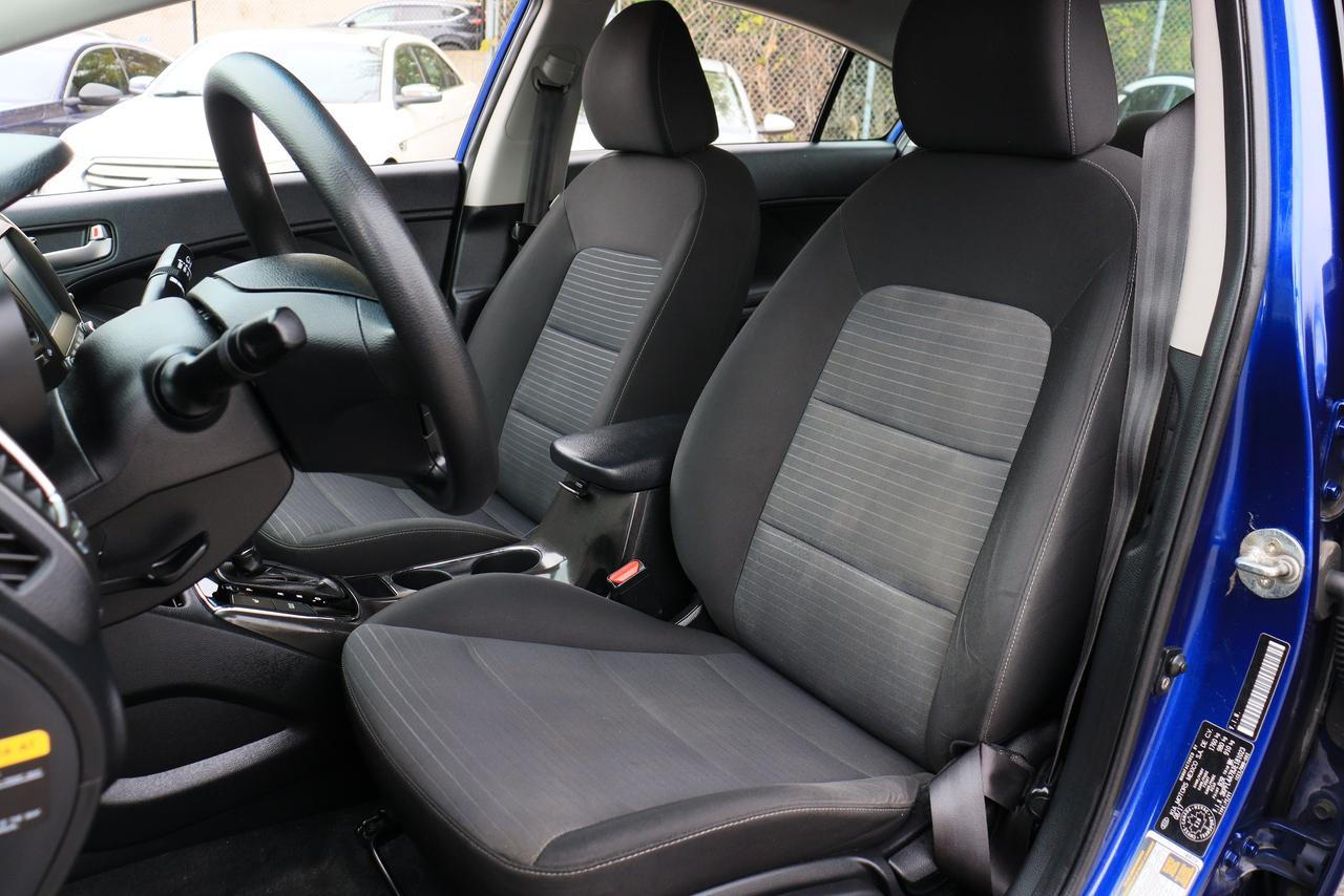 2018 Kia Forte LX | Auto | CarPlay | Bluetooth | Alloys & More! Photo