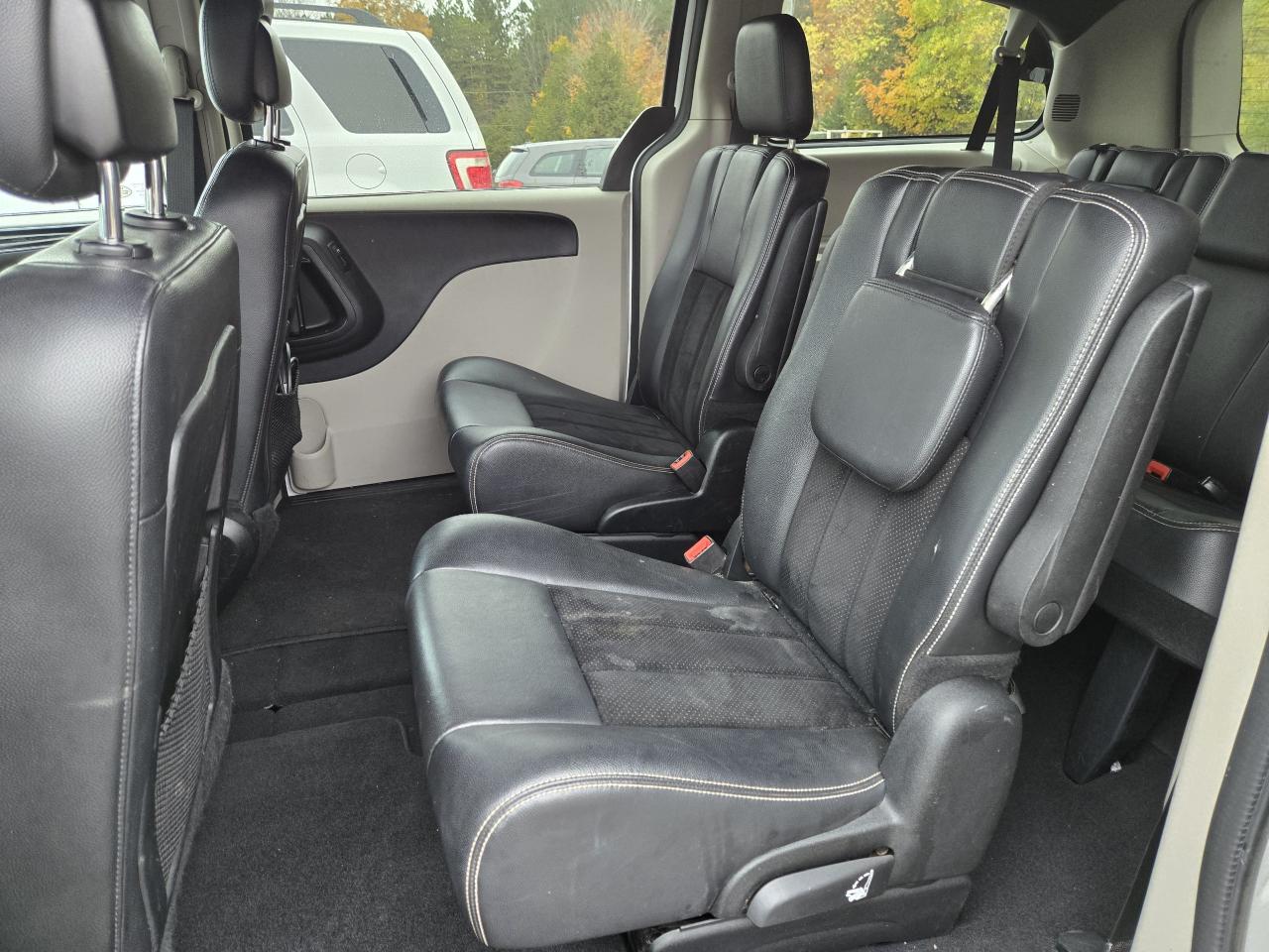 2014 Dodge Grand Caravan 30th Anniversary - Photo #10