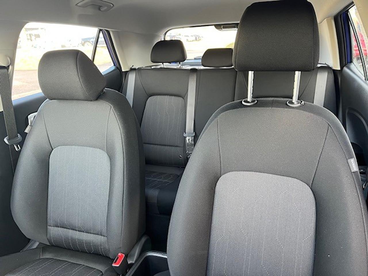 2026 Hyundai Venue Essential IVT w/Two-Tone Photo