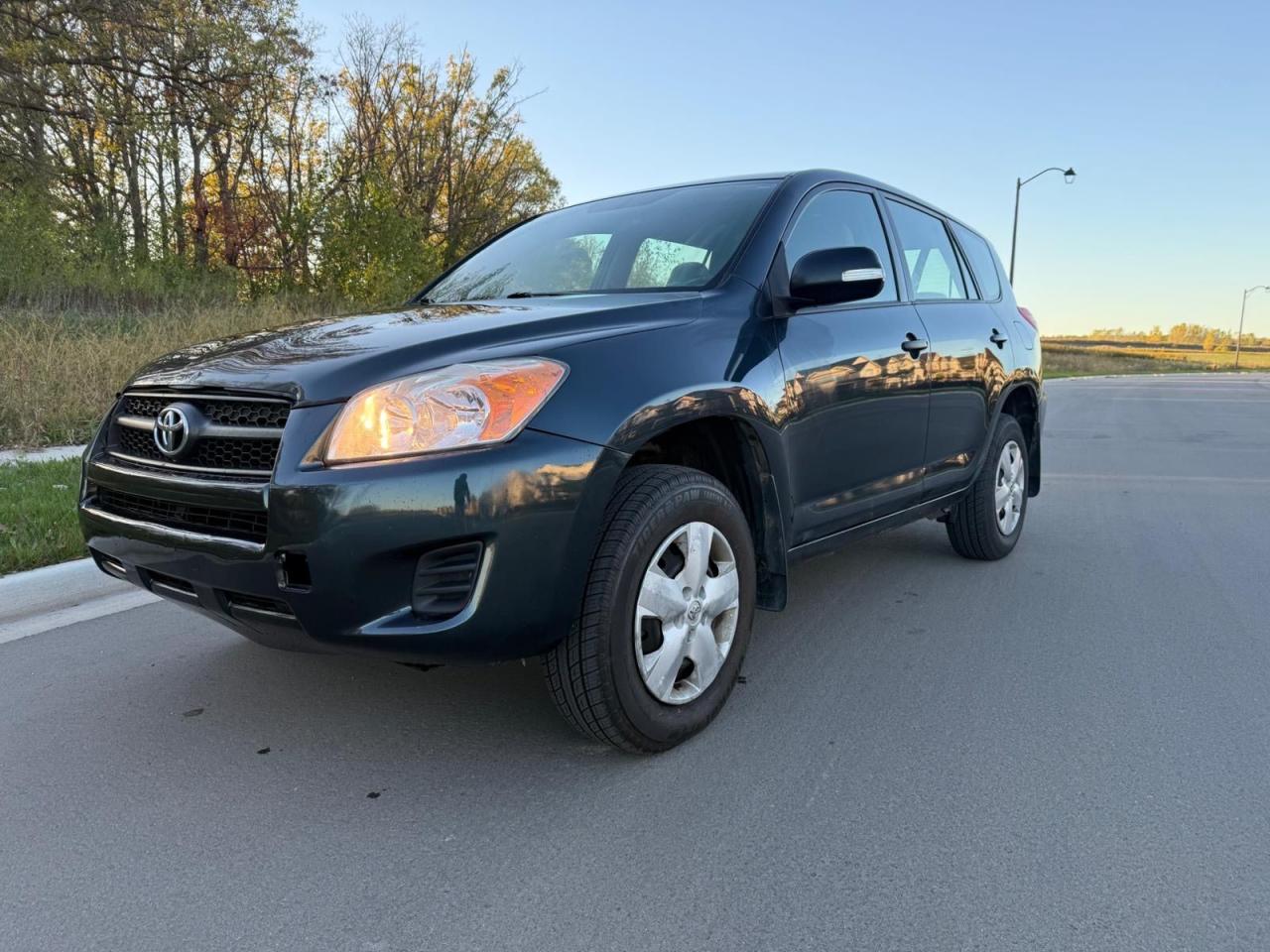 2012 Toyota RAV4 BASE Photo2