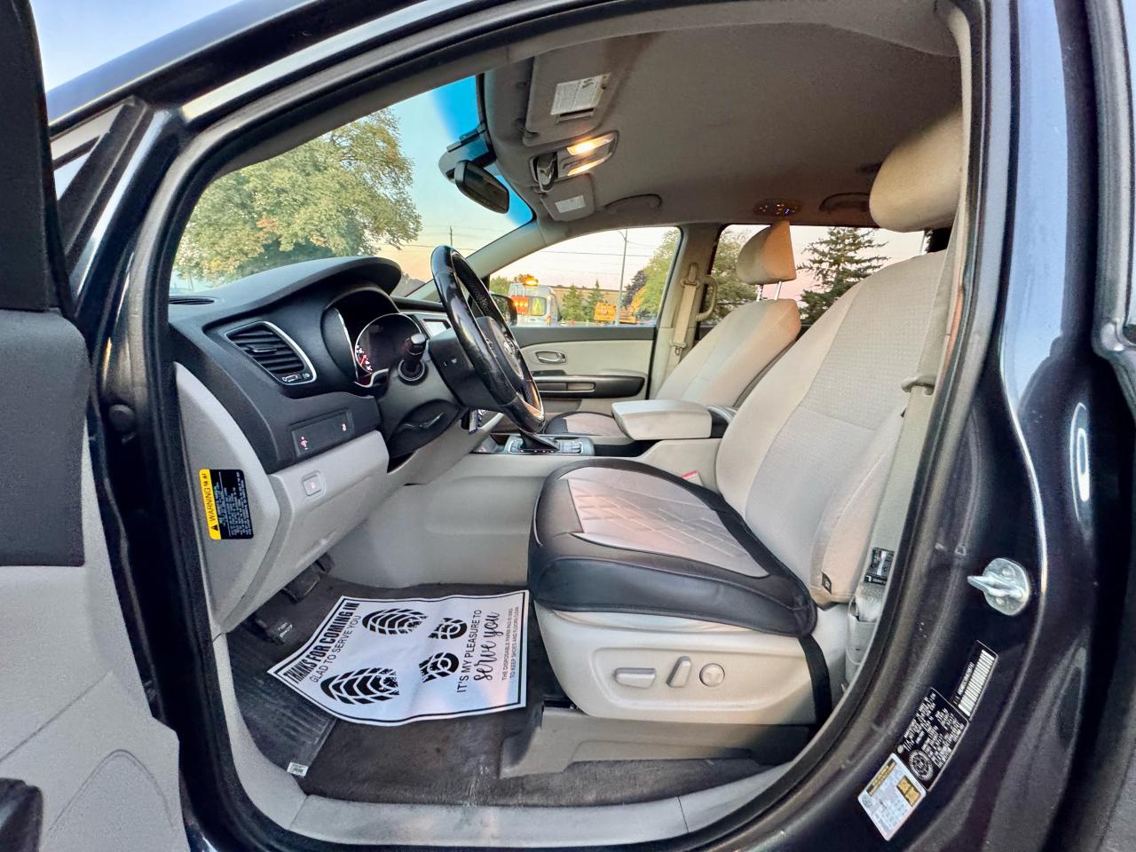 2017 Kia Sedona LX - 8 Passenger - Photo #15