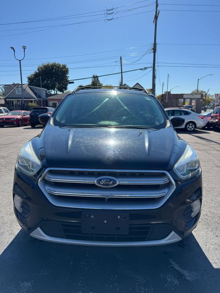 2017 Ford Escape SE FWD | CERTIFIED - Photo #2