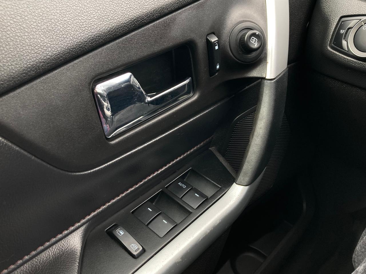 2012 Ford Edge SEL - Photo #16