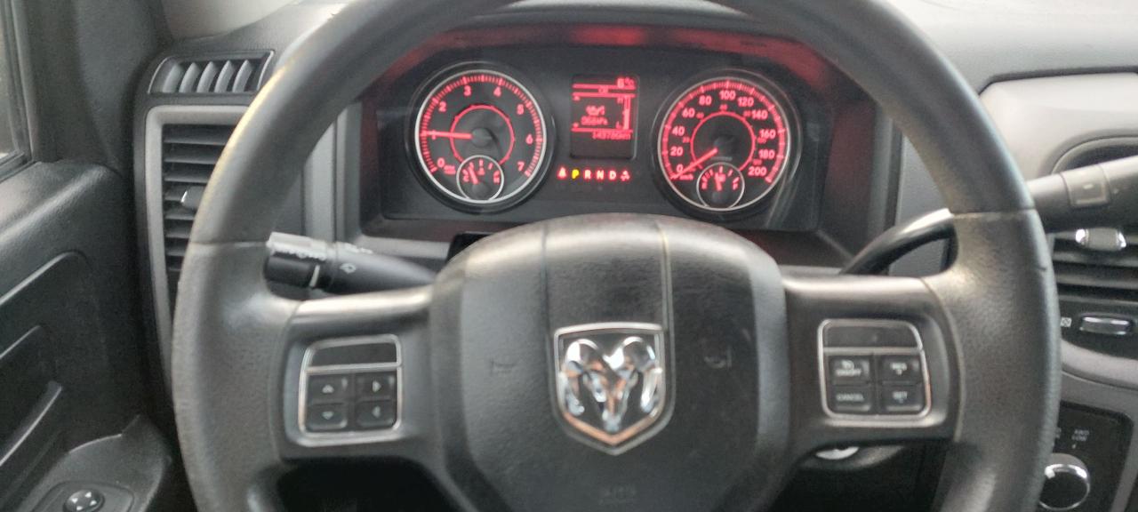 2018 RAM 1500 Crew Cab Hemi 5.7L - Photo #13