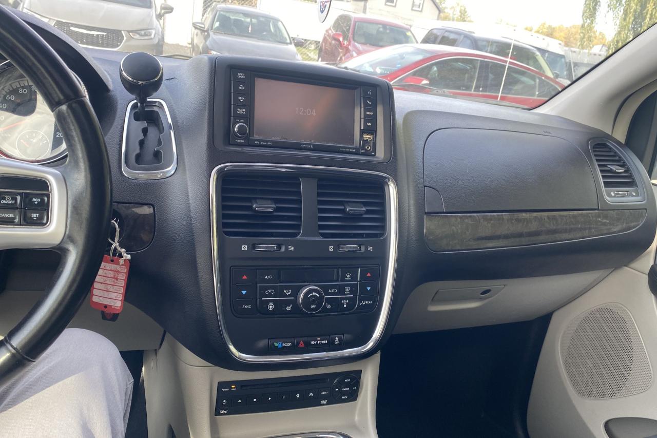 2012 Dodge Grand Caravan Crew Plus - Photo #10