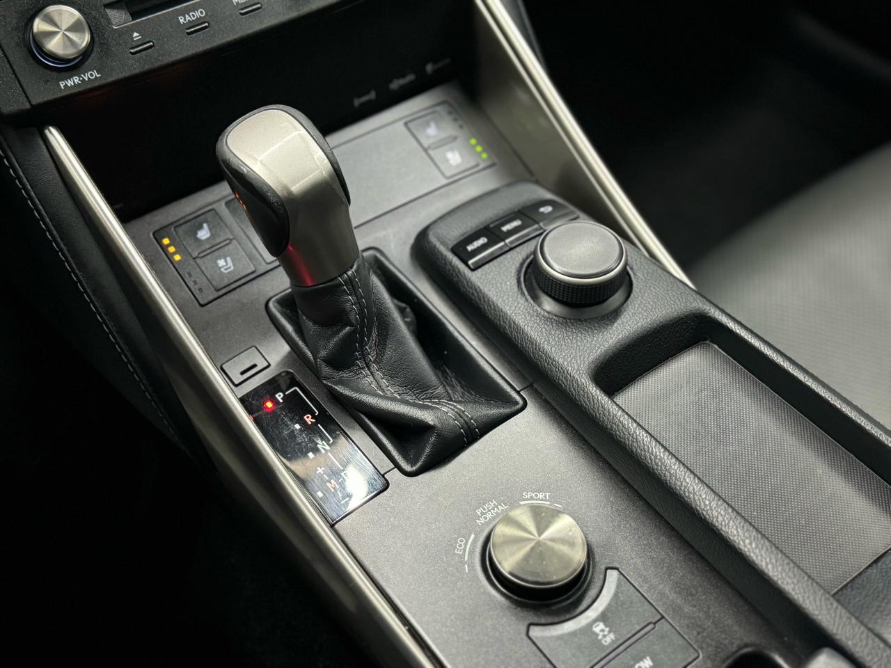 2015 Lexus IS 250 AWD|BACKUP|COOLED SEATS|SUNROOF|CLEAN CARFAX| - Photo #17