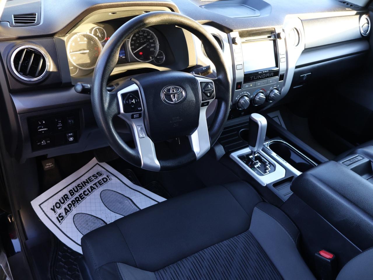 2017 Toyota Tundra V8 SR5-TRD PKG 4WD CERTIFIED *ACCIDENT FREE*TOYOTA MAINTAIN* CAMERA BLUETOOTH HEATED SEATS CRUISE ALLOYS - Photo #7