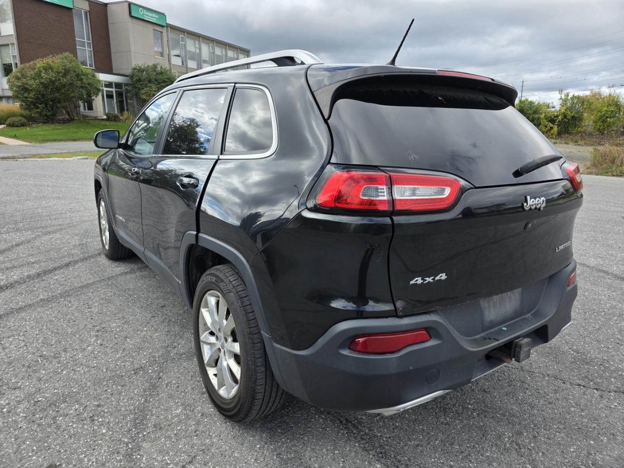 2015 Jeep Cherokee Limited 4WD - Photo #3
