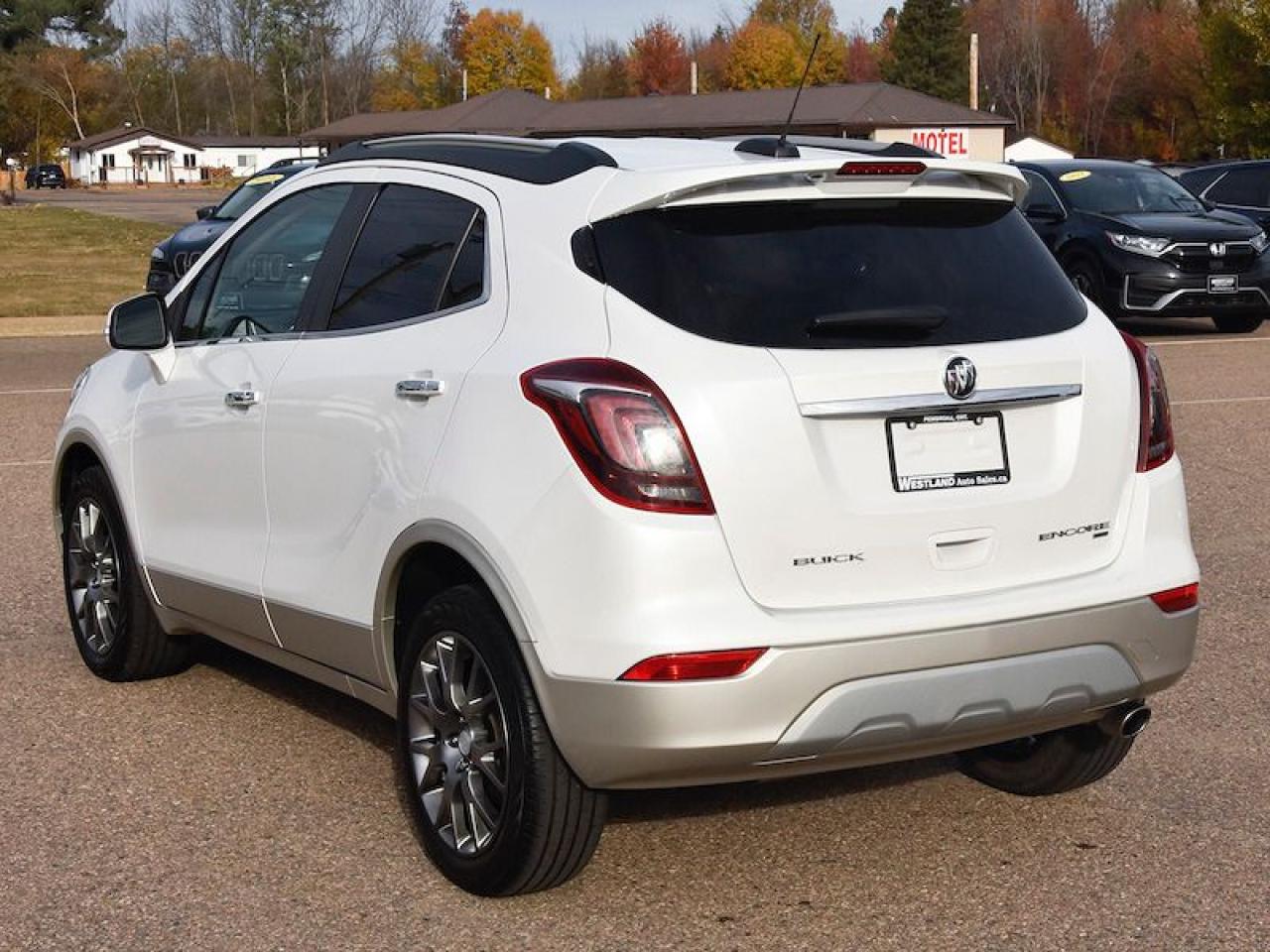 2018 Buick Encore AWD 4dr Sport Touring - Photo #4