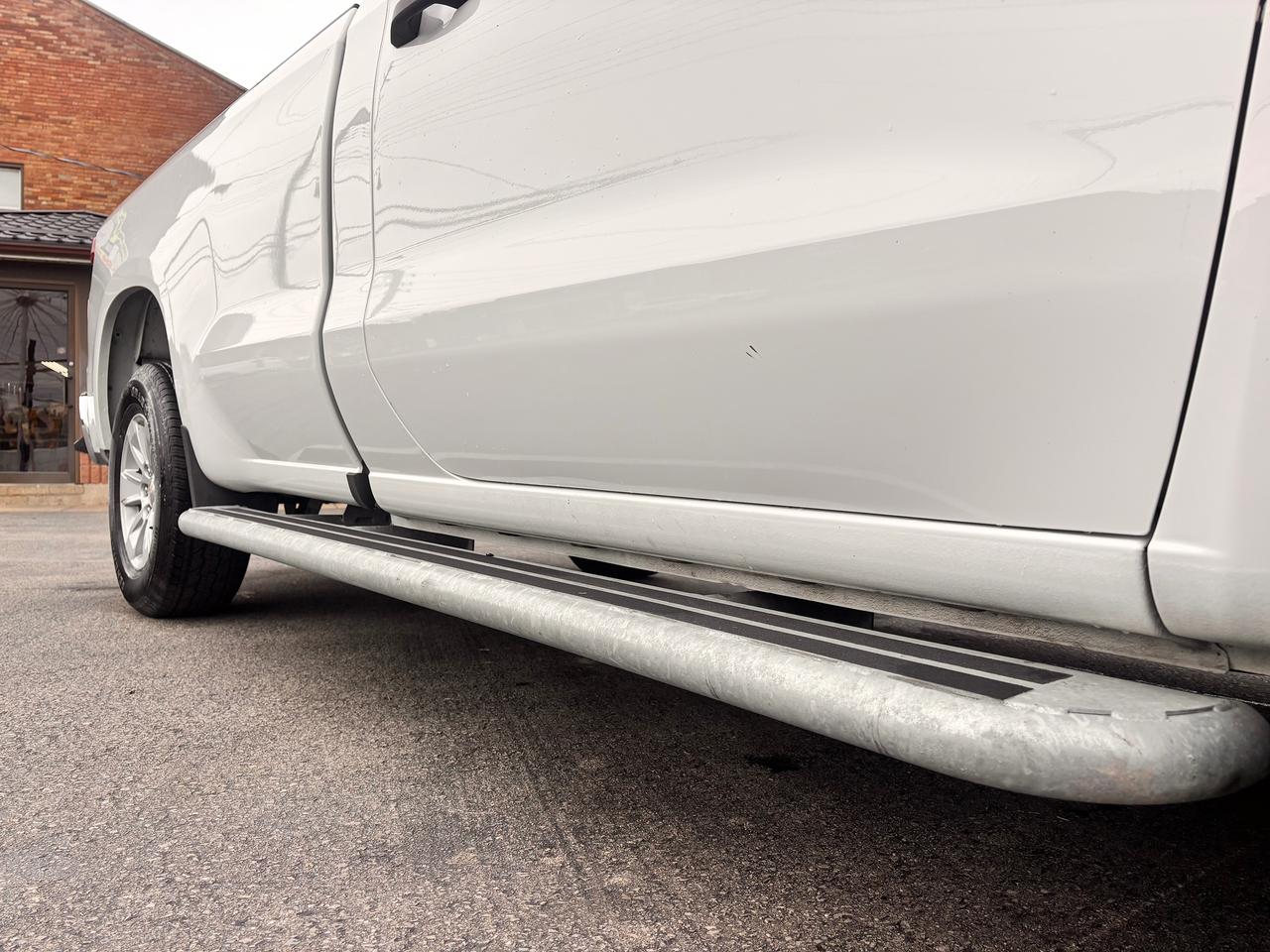 2024 Chevrolet Silverado 1500 FULLY FINANCEABLE! WARRANTY AVAB!, APPLY CARPLAY! Photo