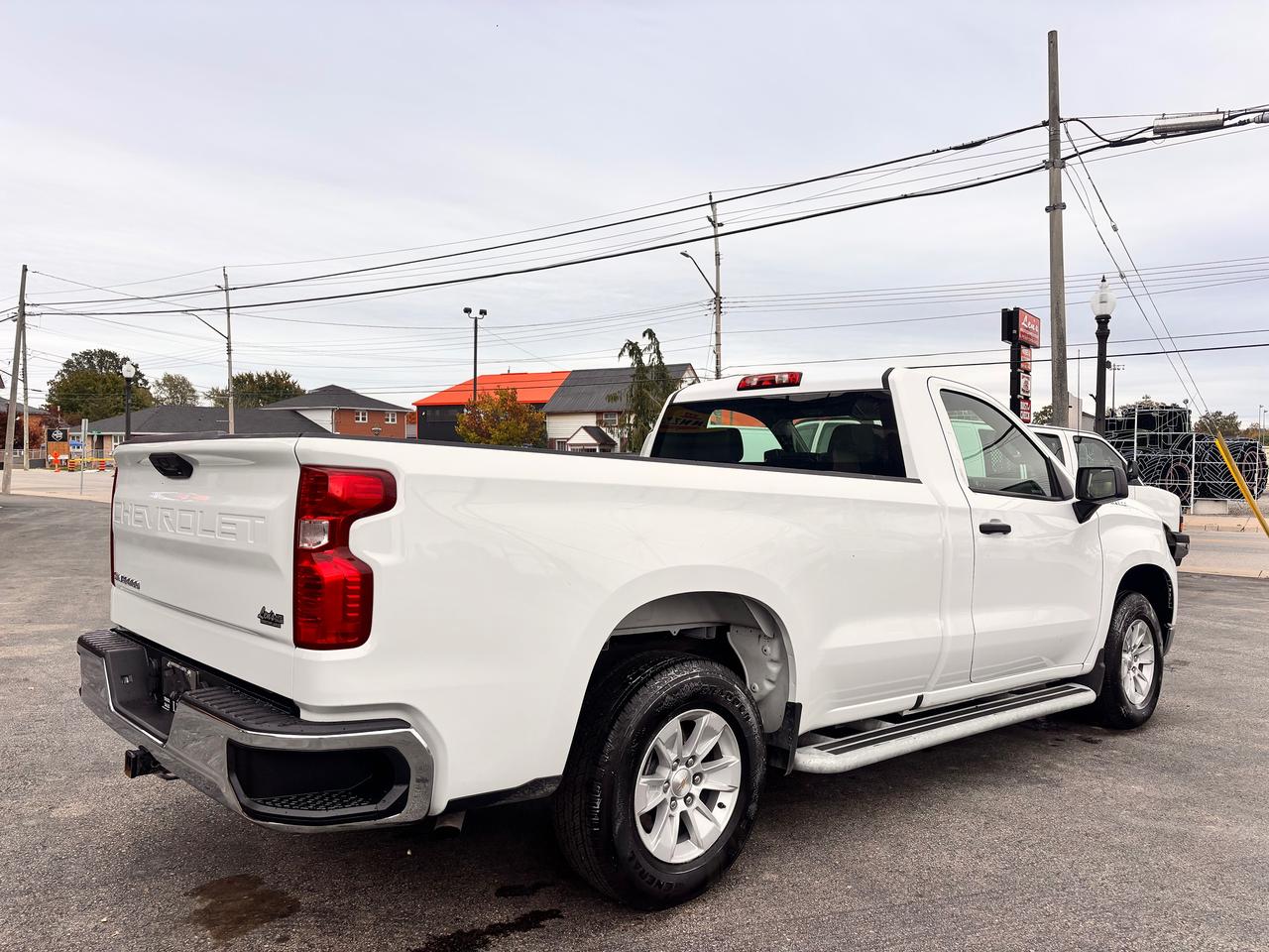 2024 Chevrolet Silverado 1500 FULLY FINANCEABLE! WARRANTY AVAB!, APPLY CARPLAY! Photo