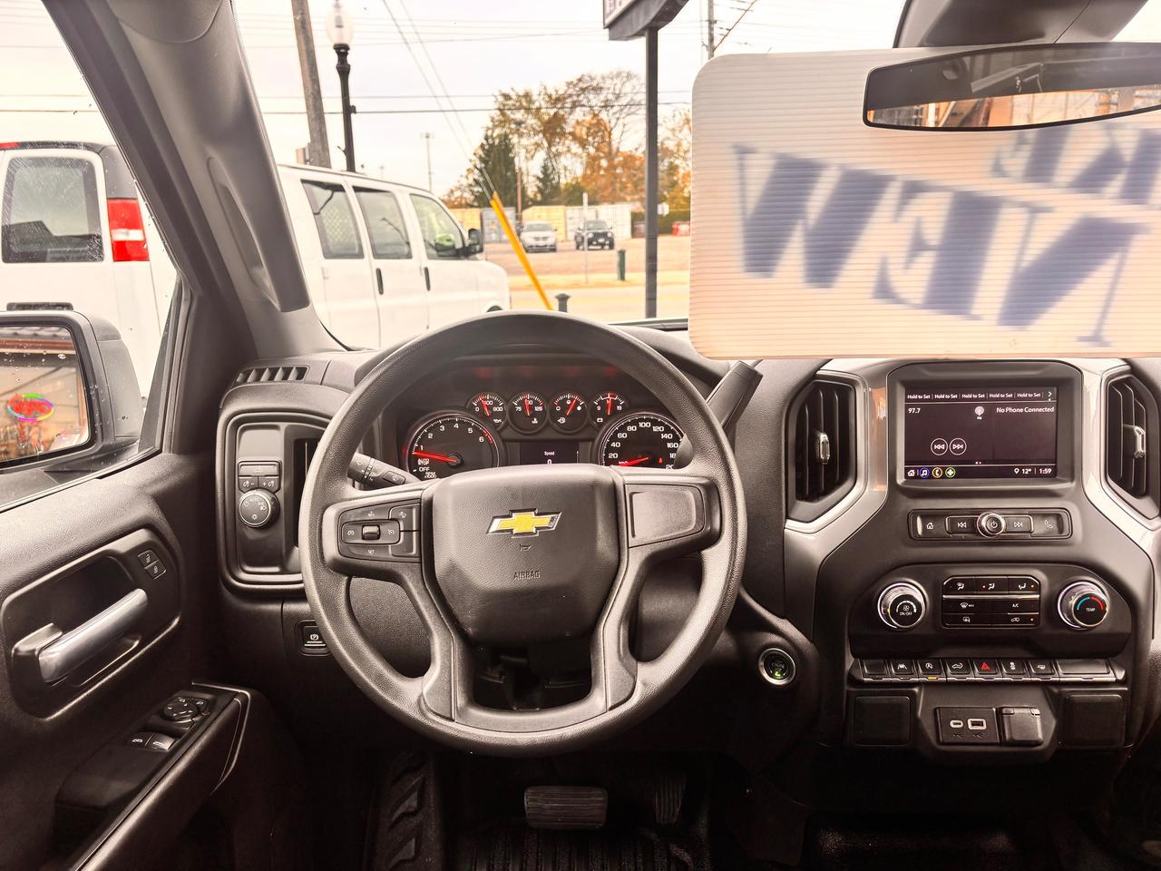 2024 Chevrolet Silverado 1500 FULLY FINANCEABLE! WARRANTY AVAB!, APPLY CARPLAY! Photo