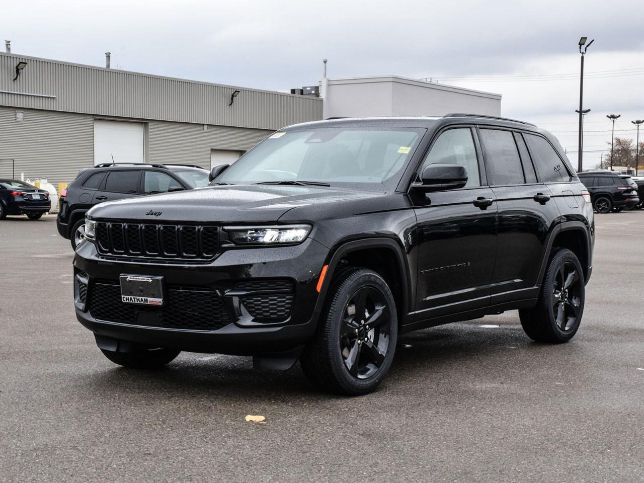 2025 Jeep Grand Cherokee  Photo