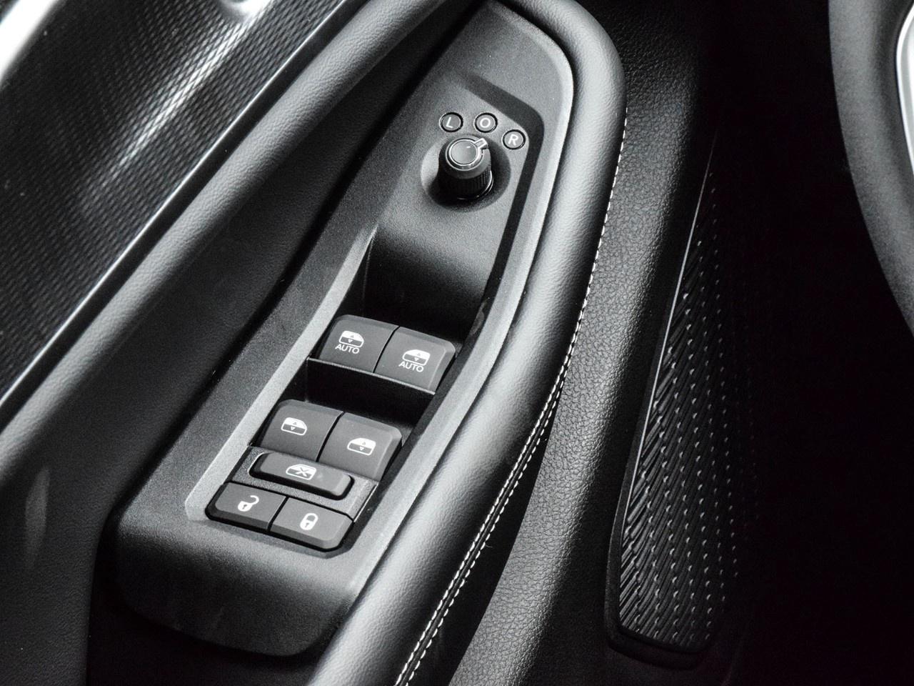 2025 Jeep Grand Cherokee  Photo