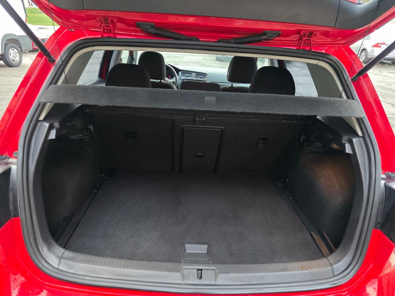 2018 Volkswagen Golf 1.8 TSI Trendline **SALE PENDING** Photo