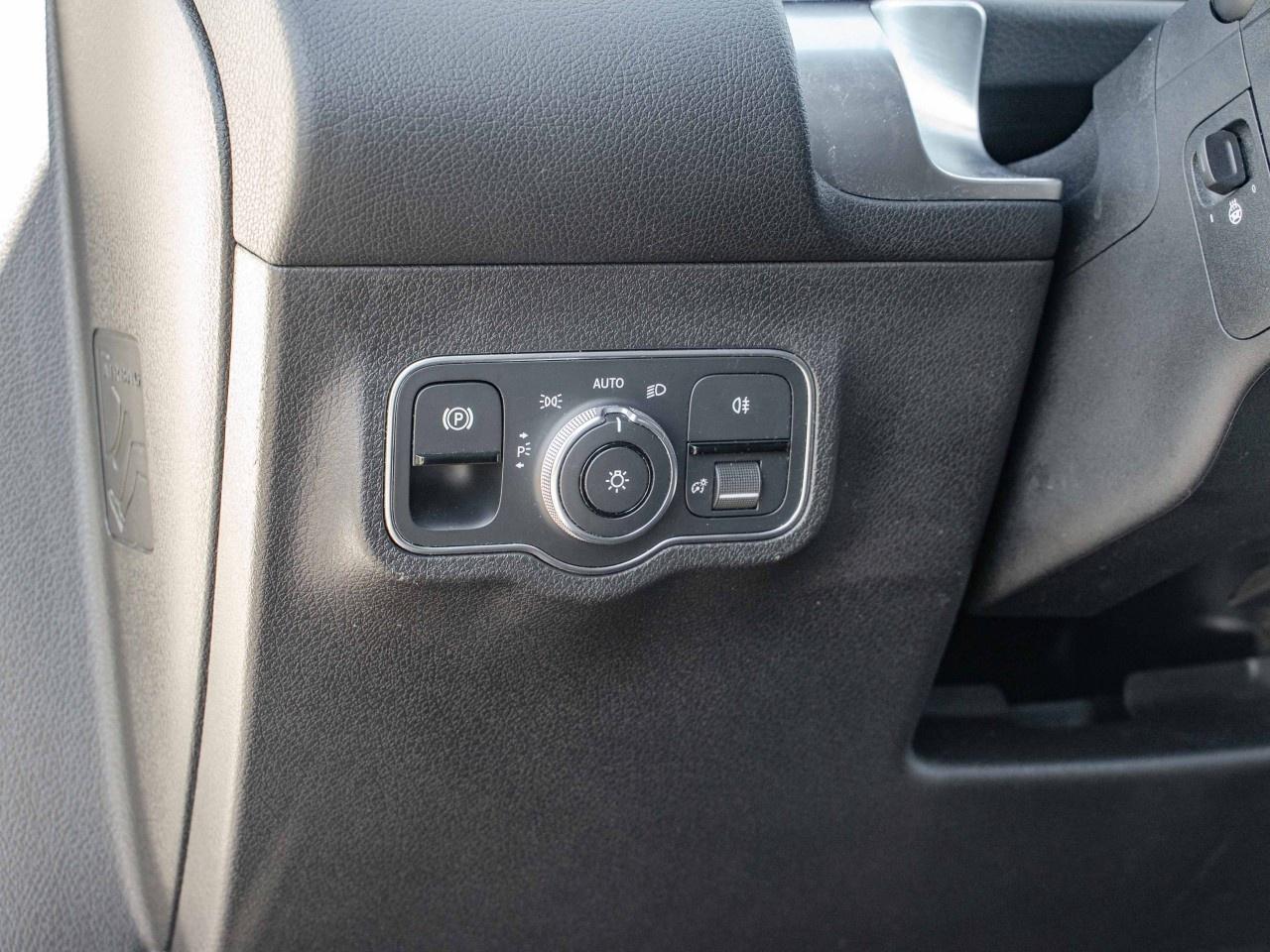 2020 Mercedes-Benz G-Class GLB 250 4MATIC SUV Photo