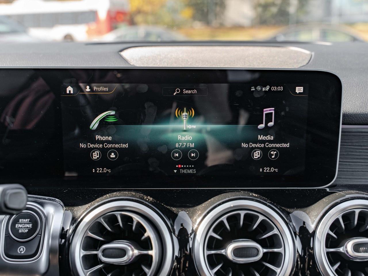 2020 Mercedes-Benz G-Class GLB 250 4MATIC SUV Photo