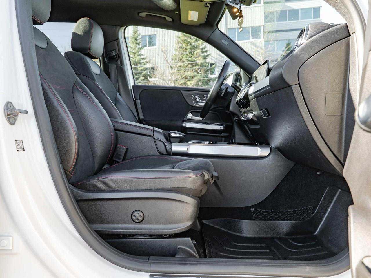 2020 Mercedes-Benz G-Class GLB 250 4MATIC SUV Photo