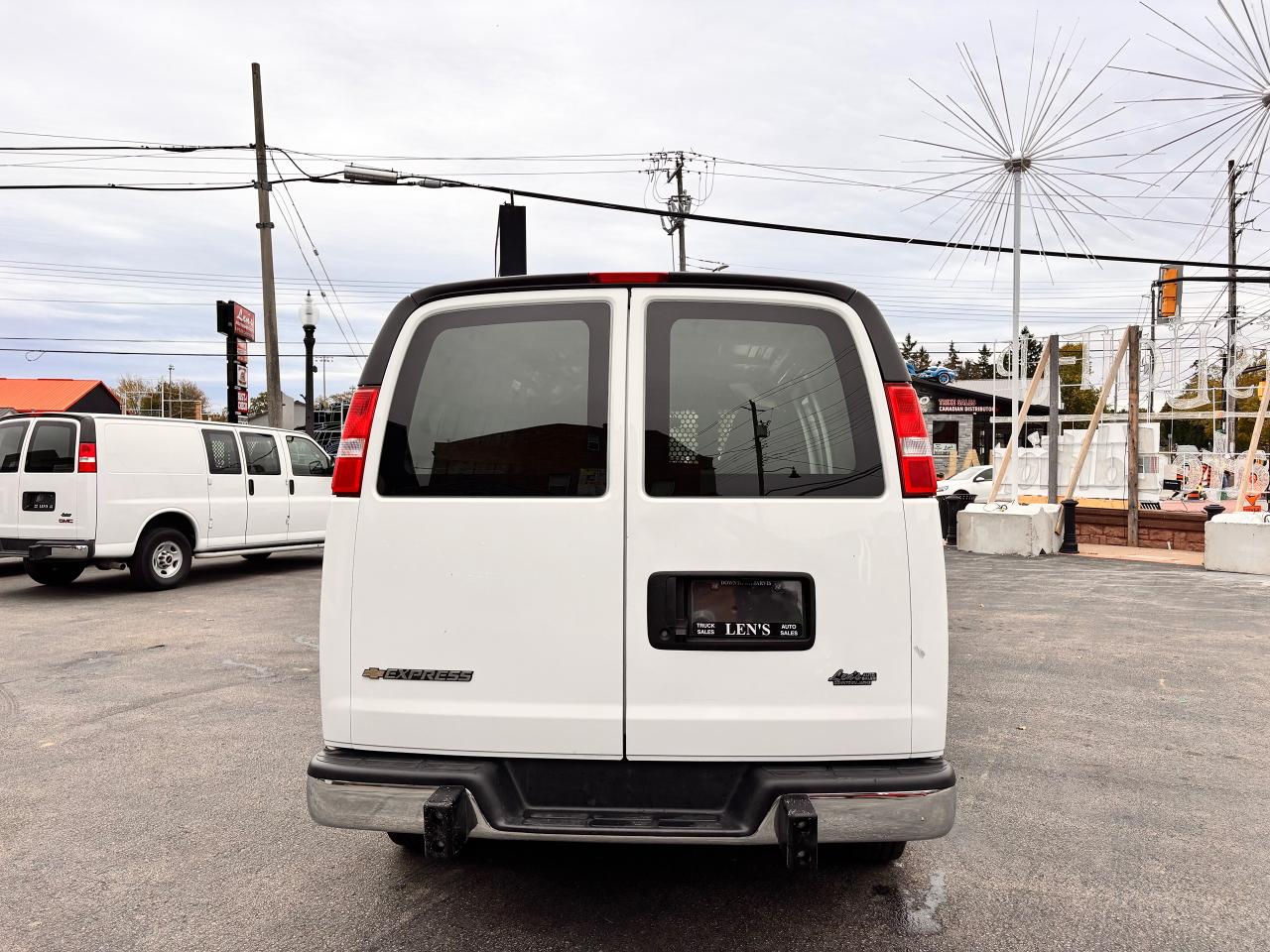 2024 Chevrolet Express Cargo Van FULLY FINANCEABLE, CLEAN TITLE, FACTORY WARRANTY! Photo