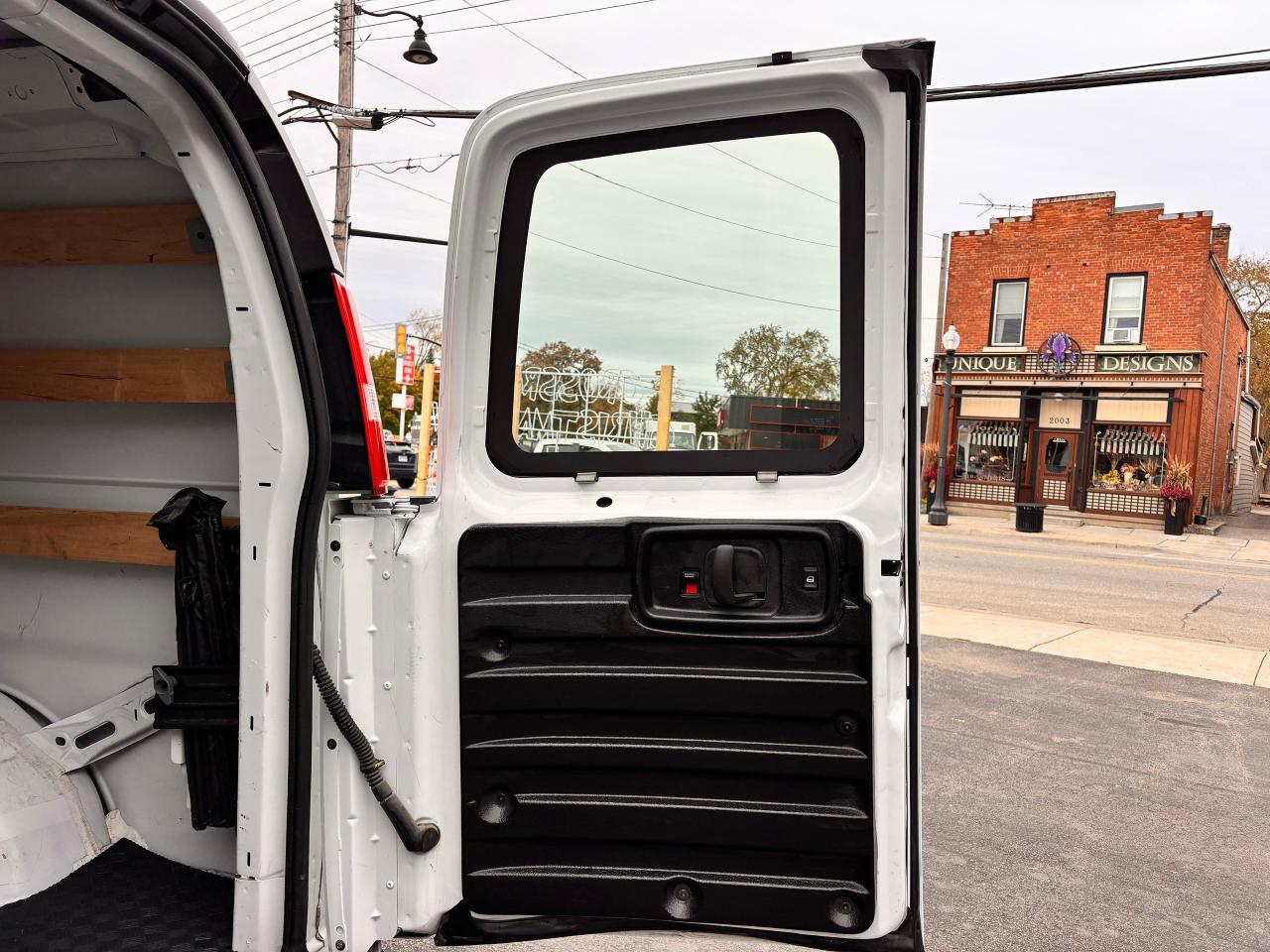 2024 Chevrolet Express Cargo Van FULLY FINANCEABLE, CLEAN TITLE, FACTORY WARRANTY! Photo