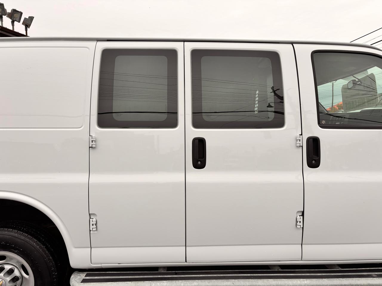 2024 Chevrolet Express Cargo Van FULLY FINANCEABLE, CLEAN TITLE, FACTORY WARRANTY! Photo