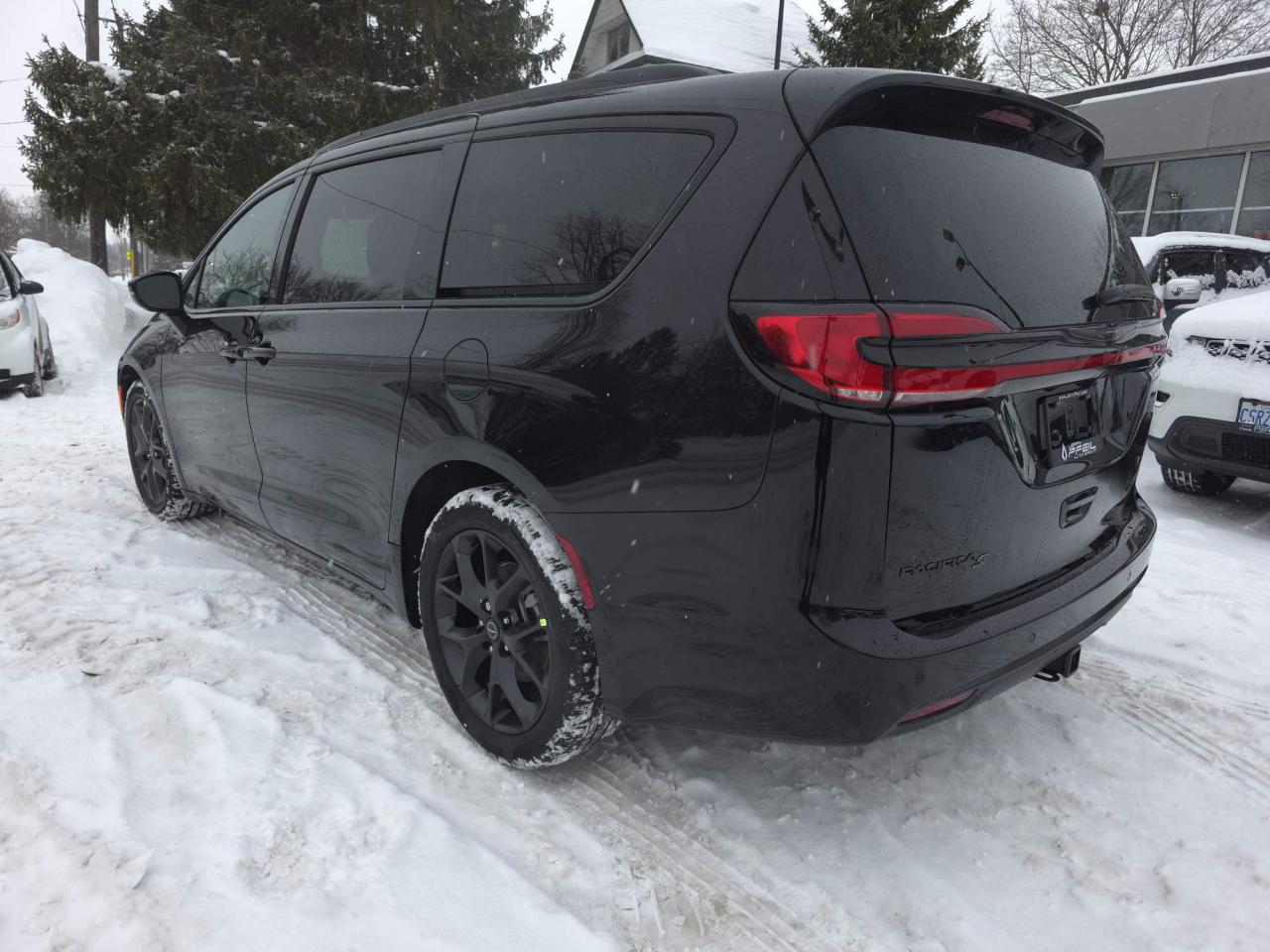 2026 Chrysler Pacifica Limited NAPPA LEATHER SEATING! REMOTE START! Photo