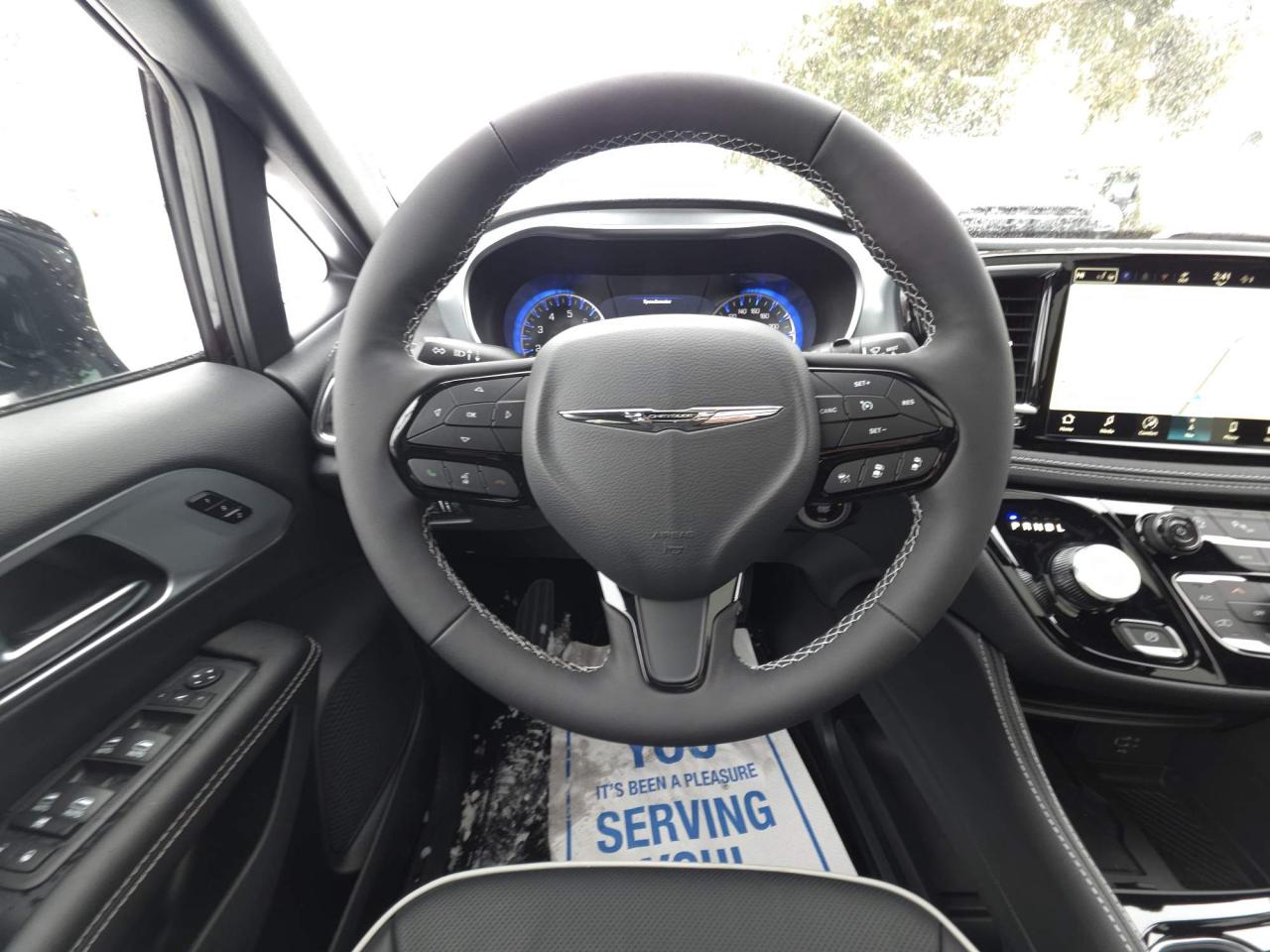 2026 Chrysler Pacifica Limited NAPPA LEATHER SEATING! REMOTE START! Photo