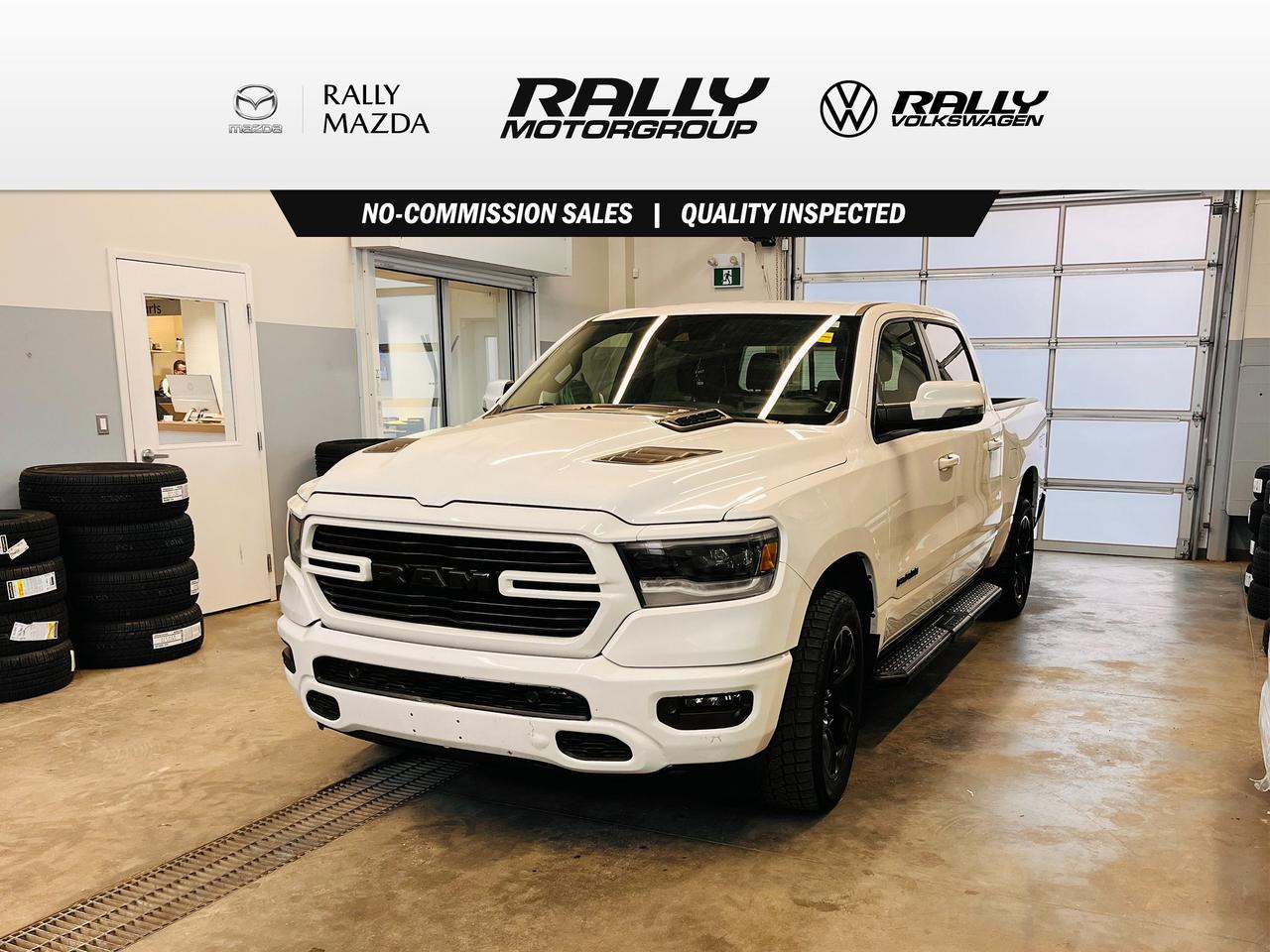 4x4 Leather heated seats, Bluetooth, Sport package, Trailer hitch and so much more!