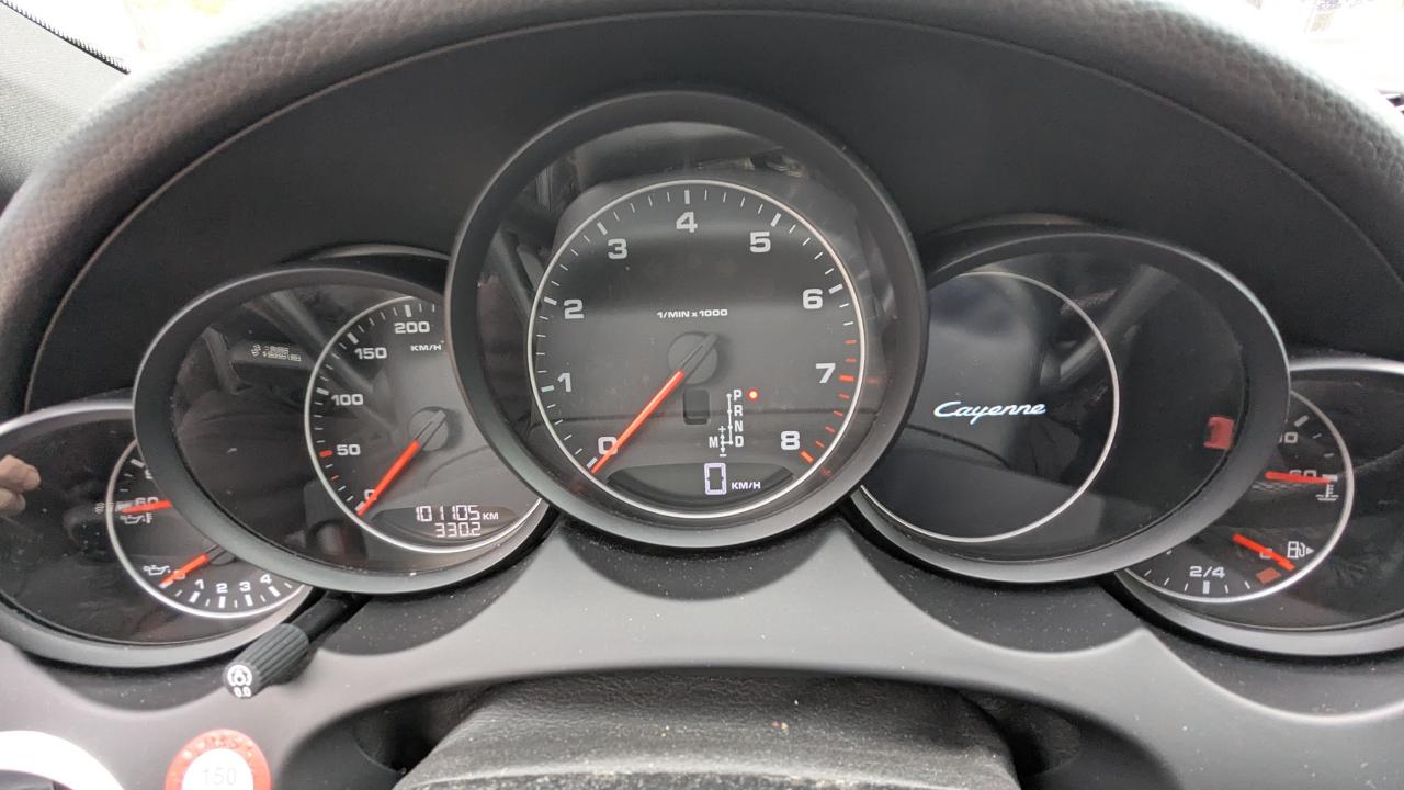 2014 Porsche Cayenne  - Photo #10