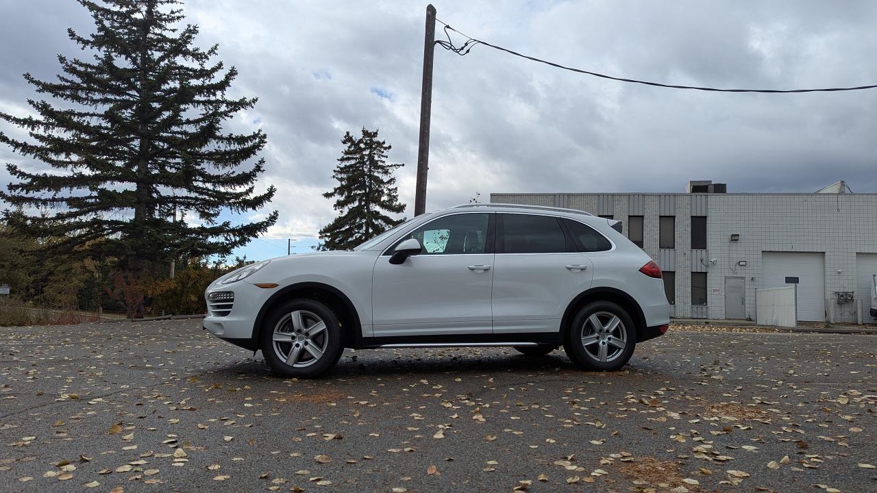 2014 Porsche Cayenne  - Photo #8