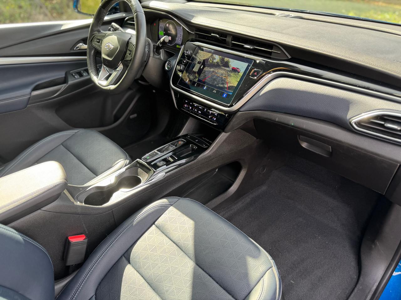 2023 Chevrolet Bolt EUV Premier One Owner | Panoramic Roof | Climate Seats - Photo #40