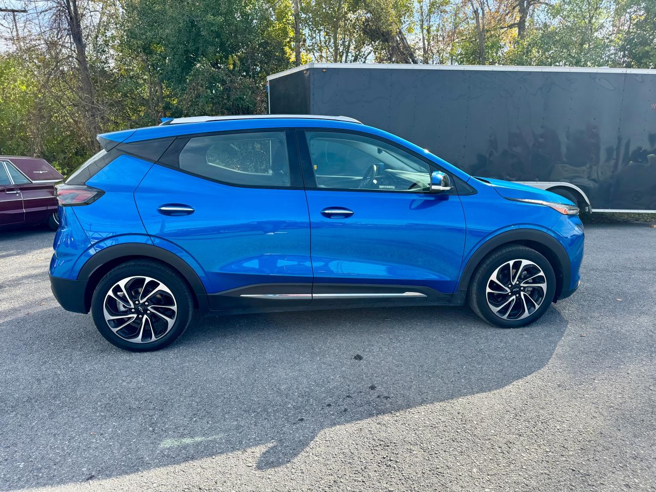 2023 Chevrolet Bolt EUV Premier One Owner | Panoramic Roof | Climate Seats - Photo #59