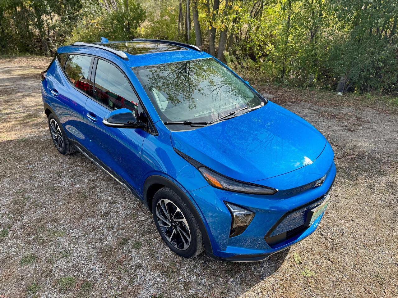 2023 Chevrolet Bolt EUV Premier One Owner | Panoramic Roof | Climate Seats - Photo #7