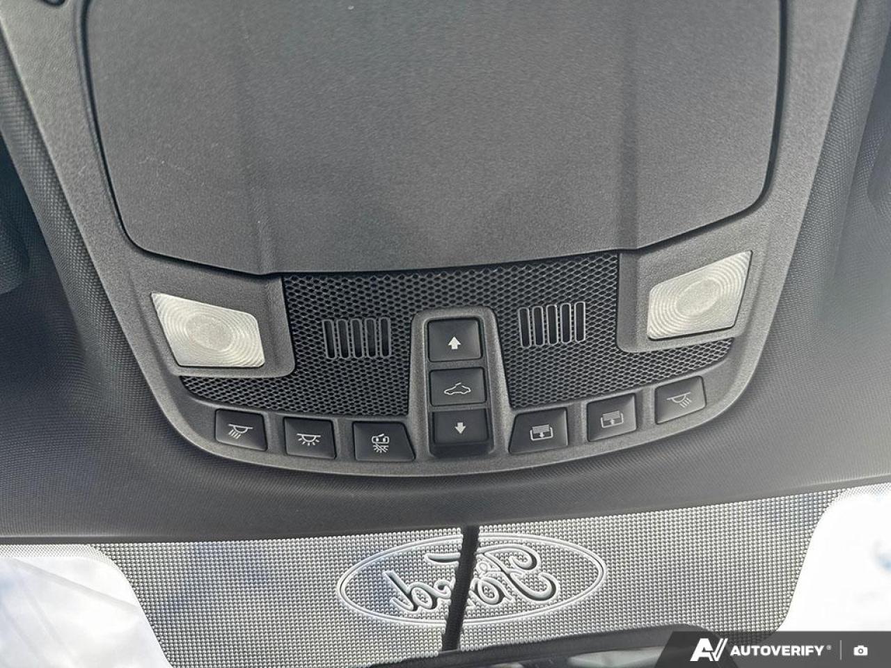 2018 Ford F-150 SPORT / NO ACCIDENTS /  5.0L / ROOF / NO ACCIDENTS - Photo #19