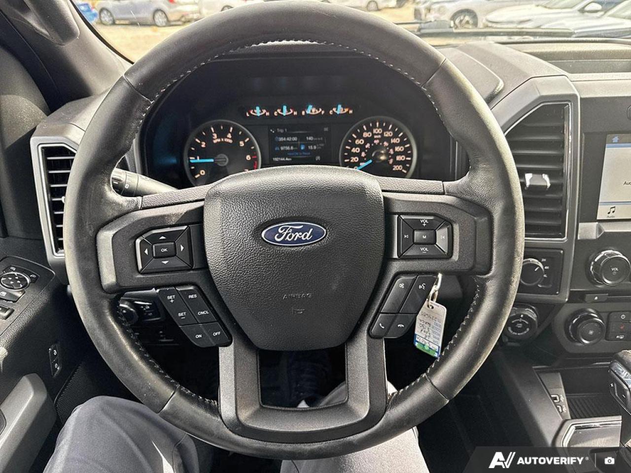 2018 Ford F-150 SPORT / NO ACCIDENTS /  5.0L / ROOF / NO ACCIDENTS - Photo #20