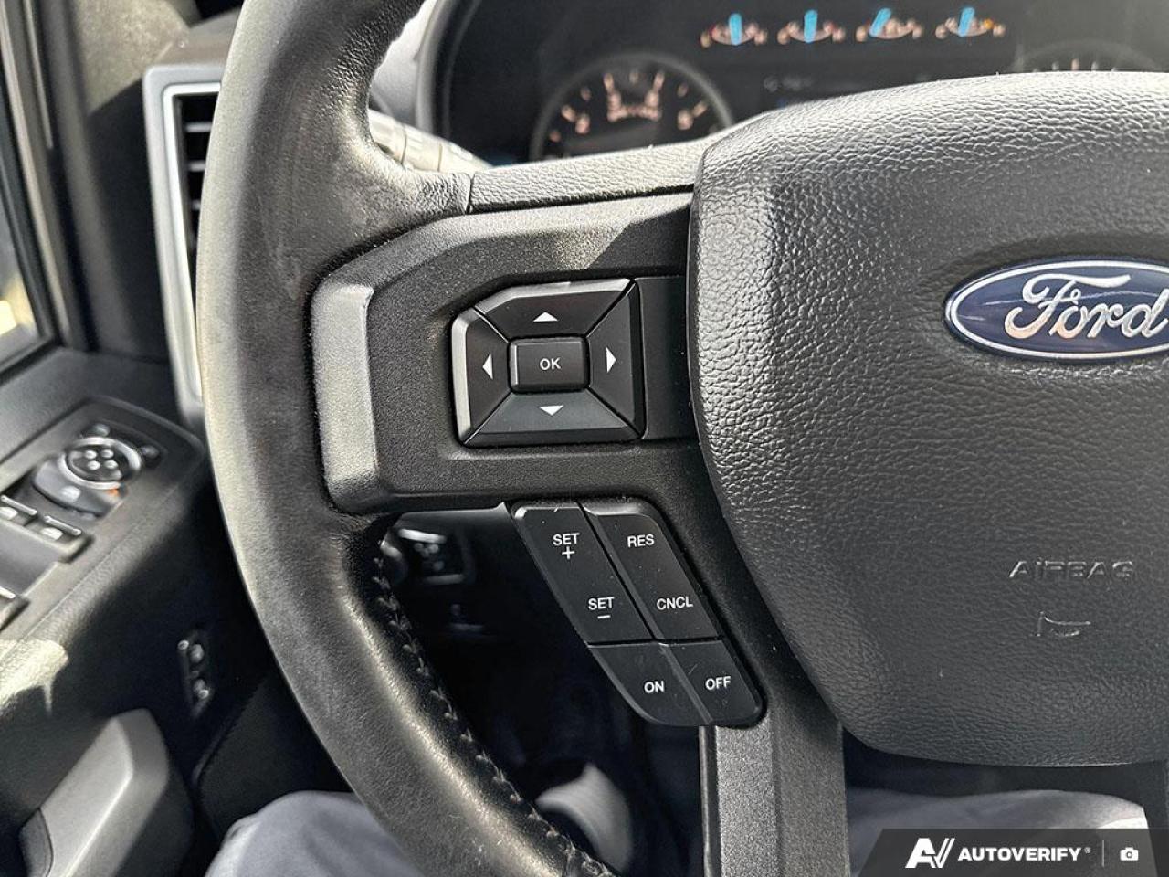 2018 Ford F-150 SPORT / NO ACCIDENTS /  5.0L / ROOF / NO ACCIDENTS - Photo #21