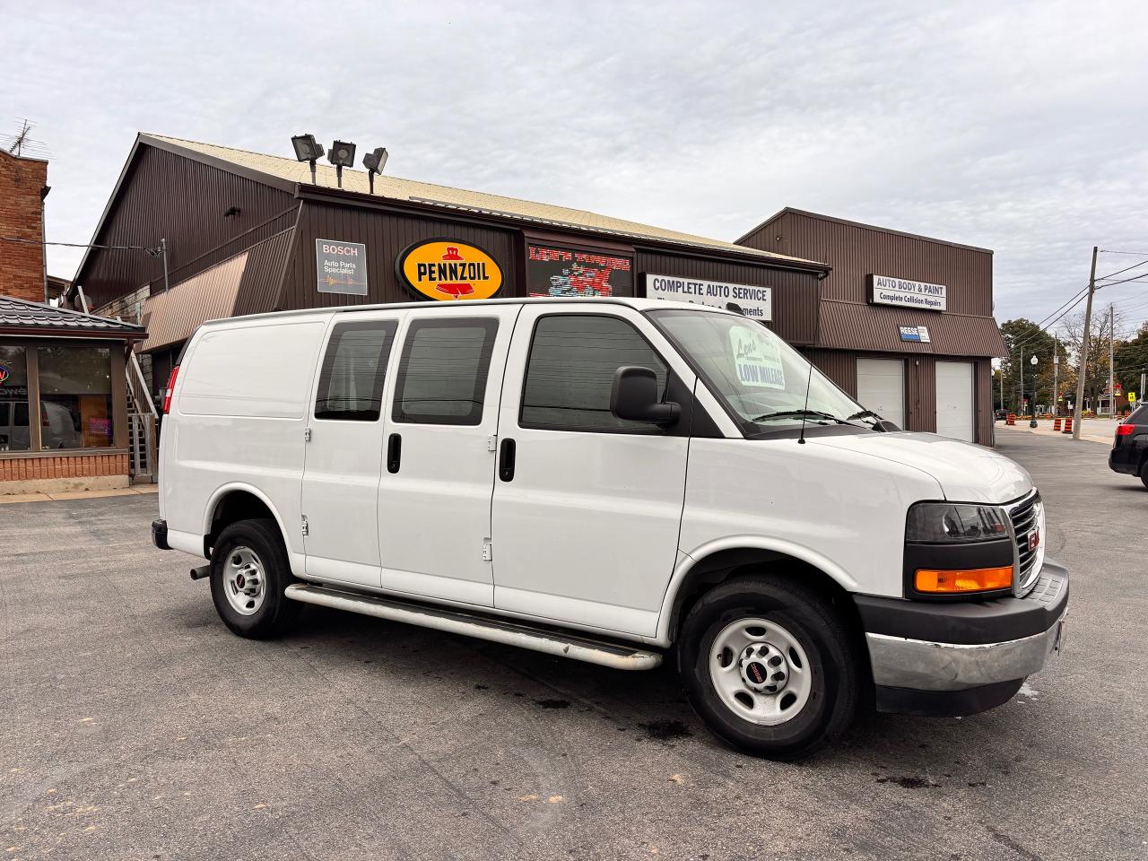 2023 GMC Savana Cargo Van FULLY FINANCEABLE, FACTORY WARRANTY, CLEAN RECORDS