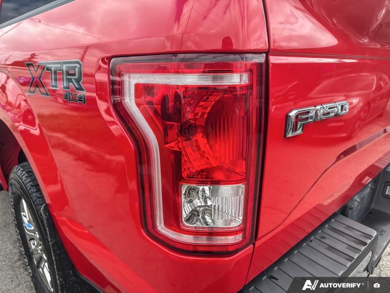 2017 Ford F-150 XLT / XTR / NO ACCIDENTS / 5.0L / REAR CAM / 4X4 - Photo #8