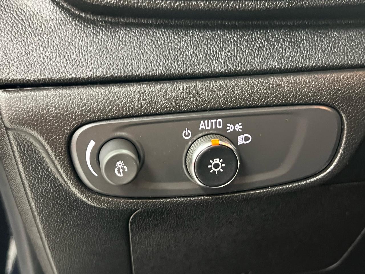 2023 Chevrolet Bolt EV 1LT Photo