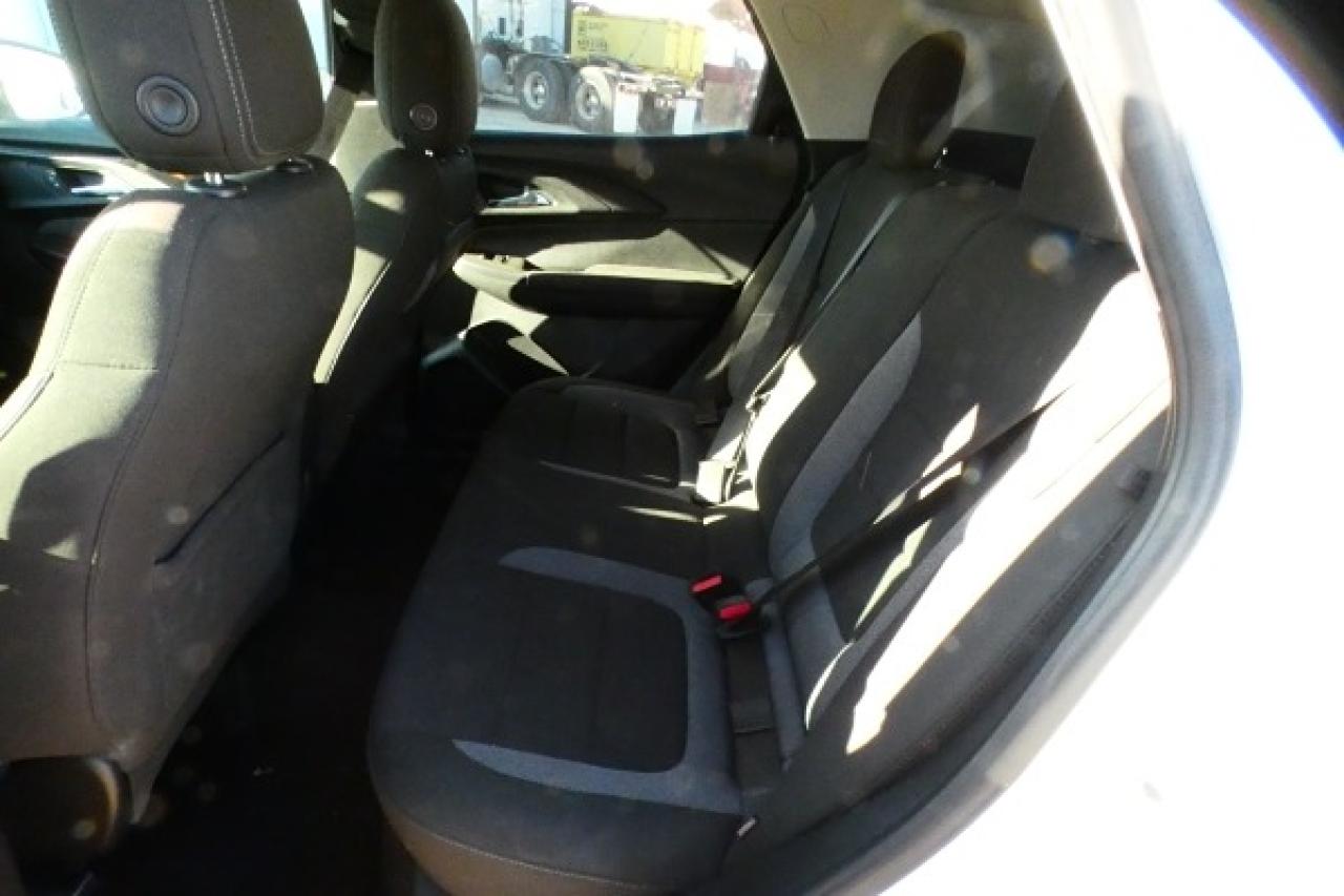 2021 Chevrolet TrailBlazer LT AWD 4dr w/Htd cloth, BUC - Photo #9