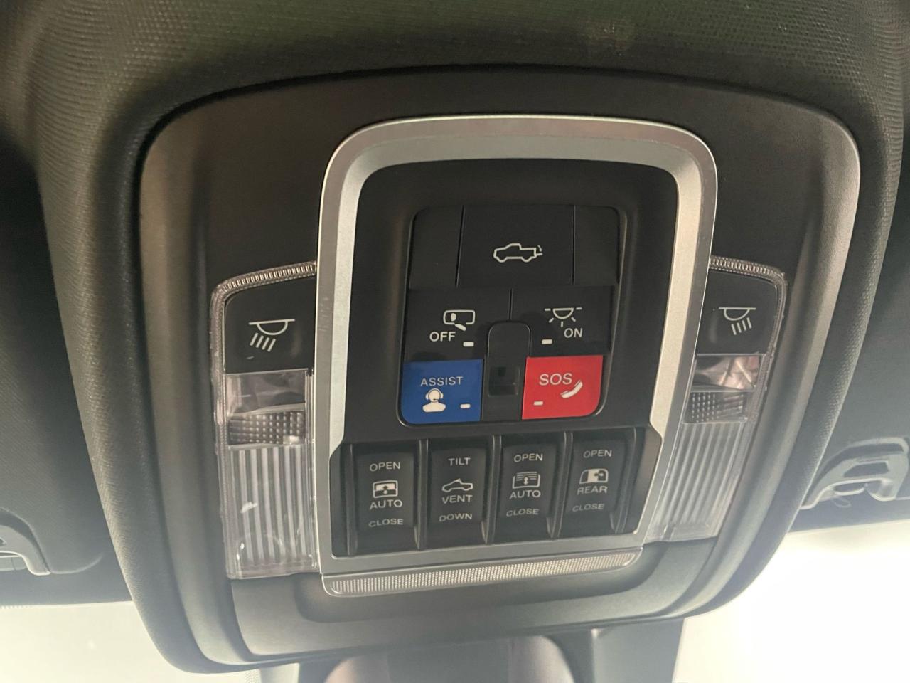 2020 RAM 1500 SPORT 4X4 CREW CAB 5'7" BOX