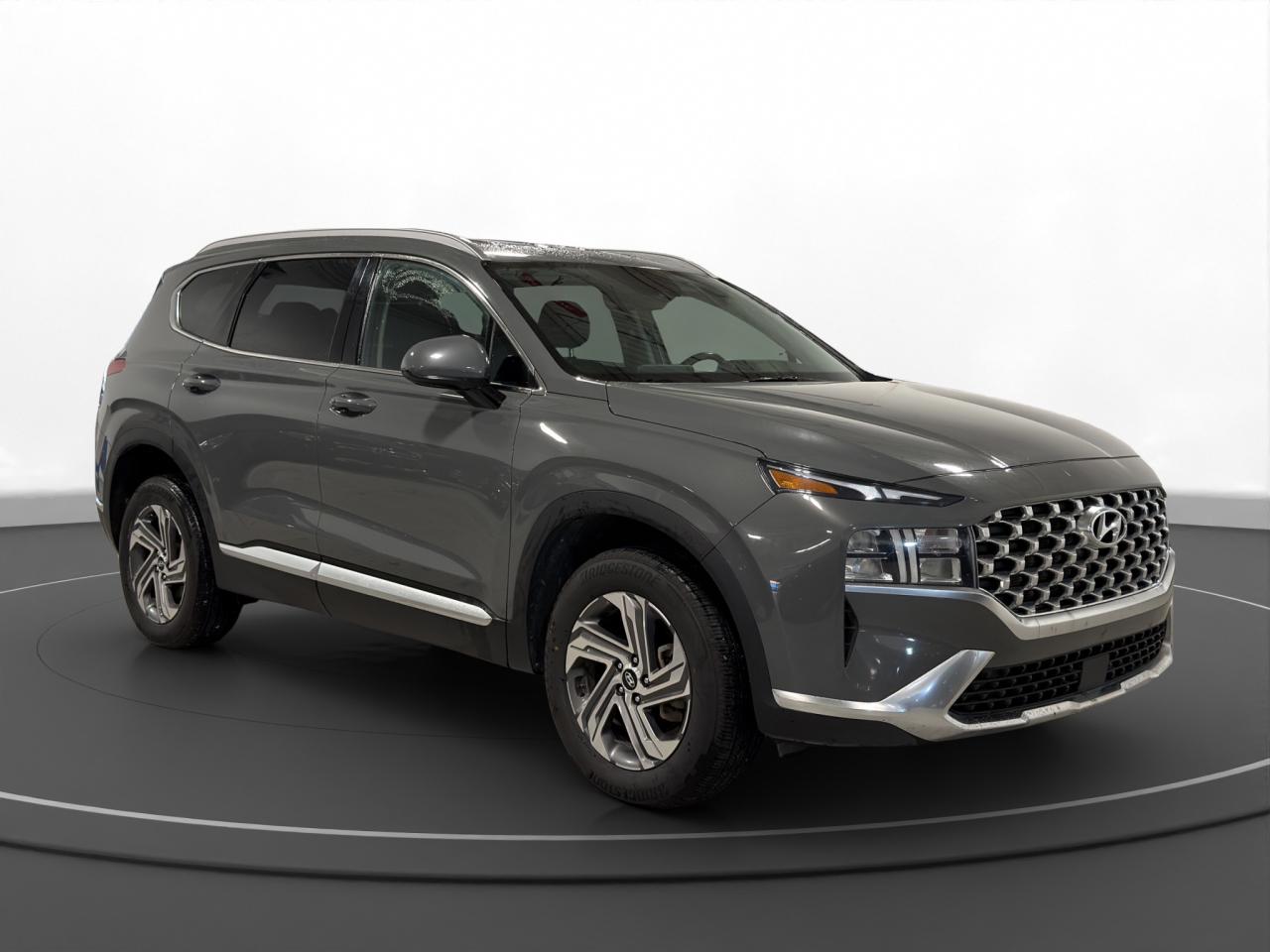 2023 Hyundai Santa Fe Preferred Photo