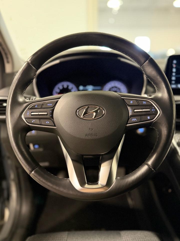 2023 Hyundai Santa Fe Preferred Photo