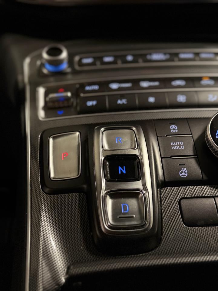 2023 Hyundai Santa Fe Preferred Photo