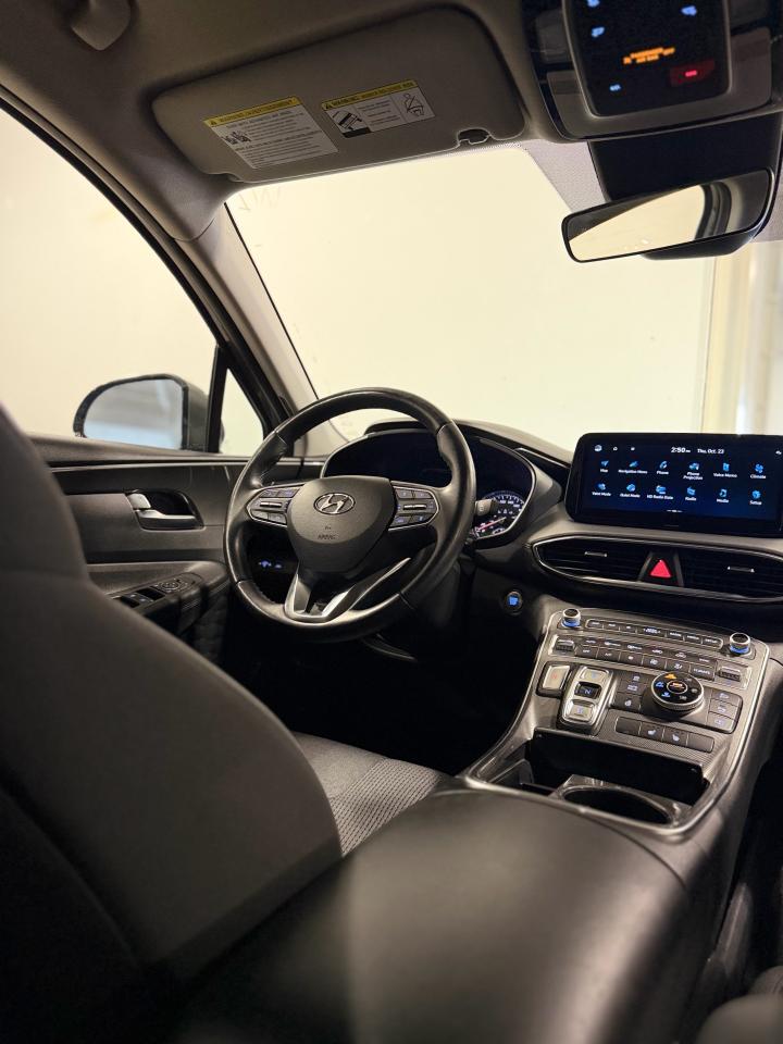 2023 Hyundai Santa Fe Preferred Photo